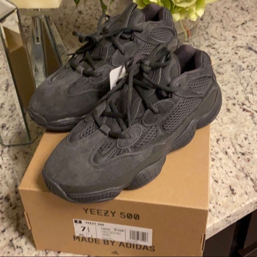 Yeezy 500